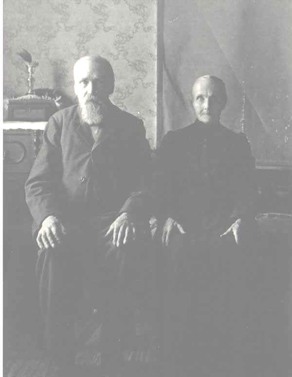 Iver and Anne Kanten, late 1890's