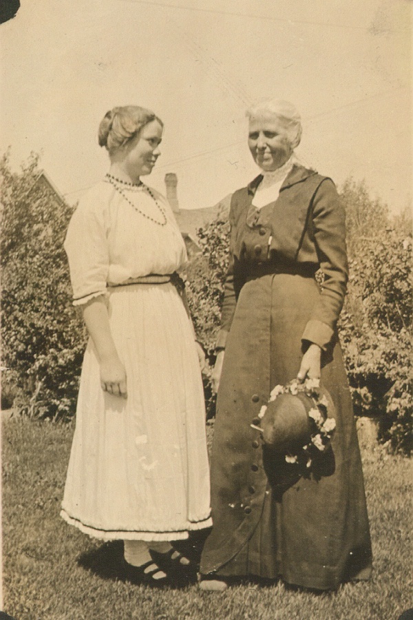 Esther Olson & Pauline Grover