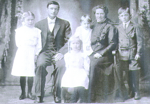 Sandwick family about 1910